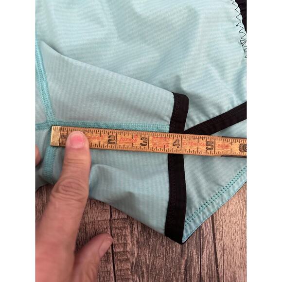 Lululemon Women's 6 Run Bright At Night Short Active Running Shorts Size 10 - Picture 5 of 8